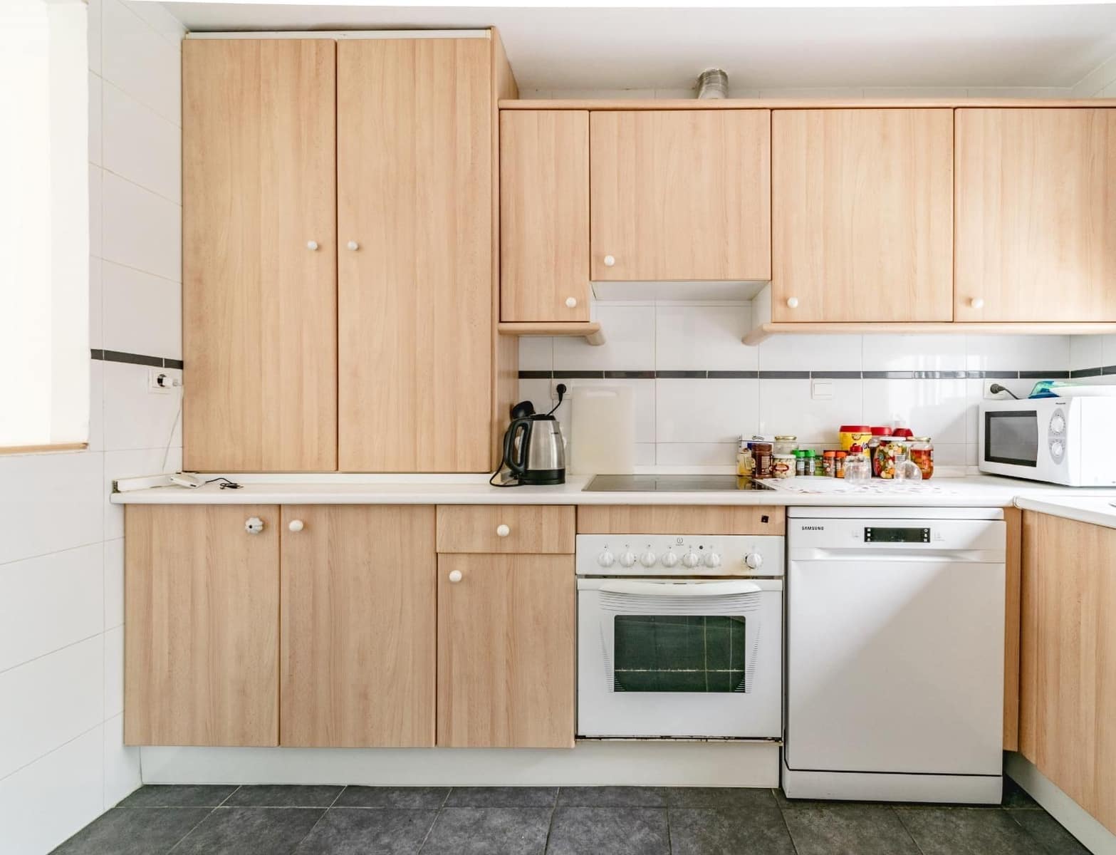 2 bedroom Flat for sale in Marbella with pool - € 349,000 (Ref: 9379284)