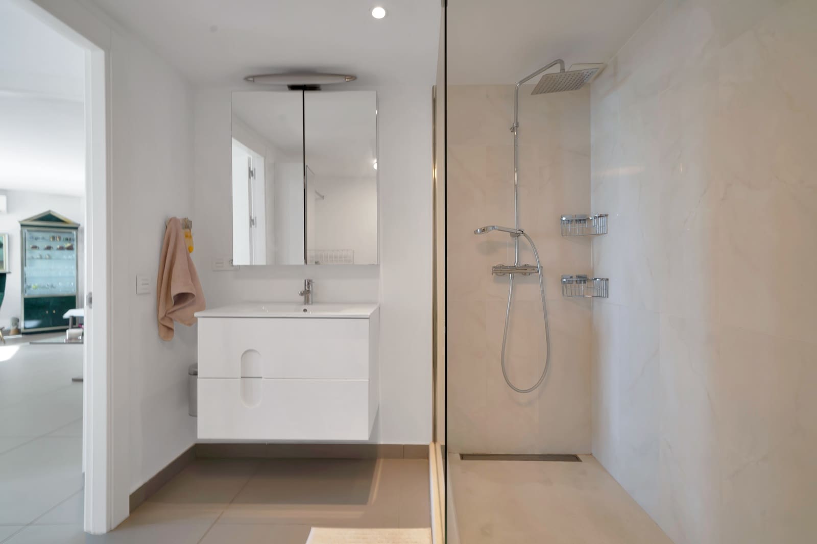 2 makuuhuone Huoneisto myytävänä paikassa Marbella mukana uima-altaan - 910 000 € (Ref: 9390581)