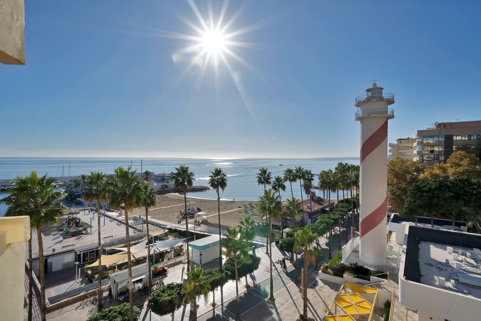 2 makuuhuone Huoneisto myytävänä paikassa Marbella mukana uima-altaan - 910 000 € (Ref: 9390581)