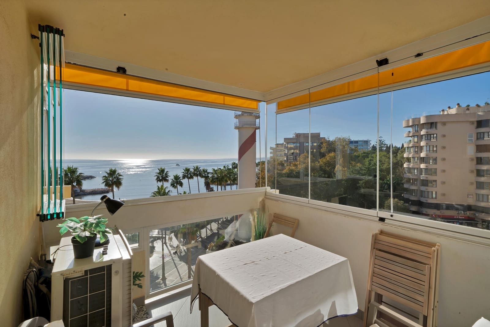 2 bedroom Apartment for sale in Marbella with pool garage - € 849,000 (Ref: 9390581)