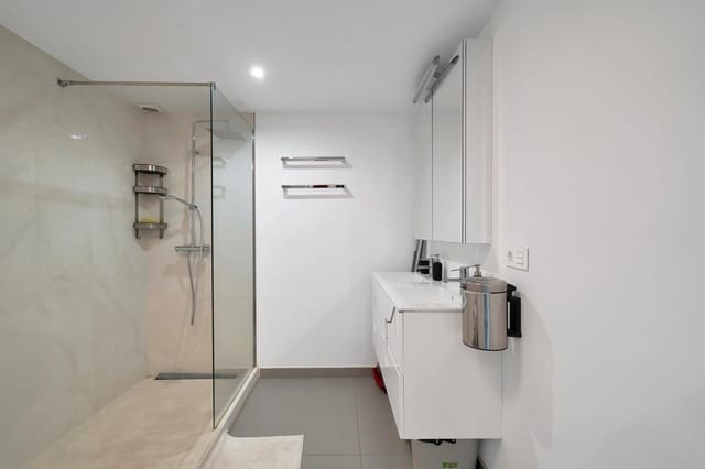 2 Zimmer Apartment zu verkaufen in Marbella mit Pool Garage - 849.000 € (Ref: 9390581)