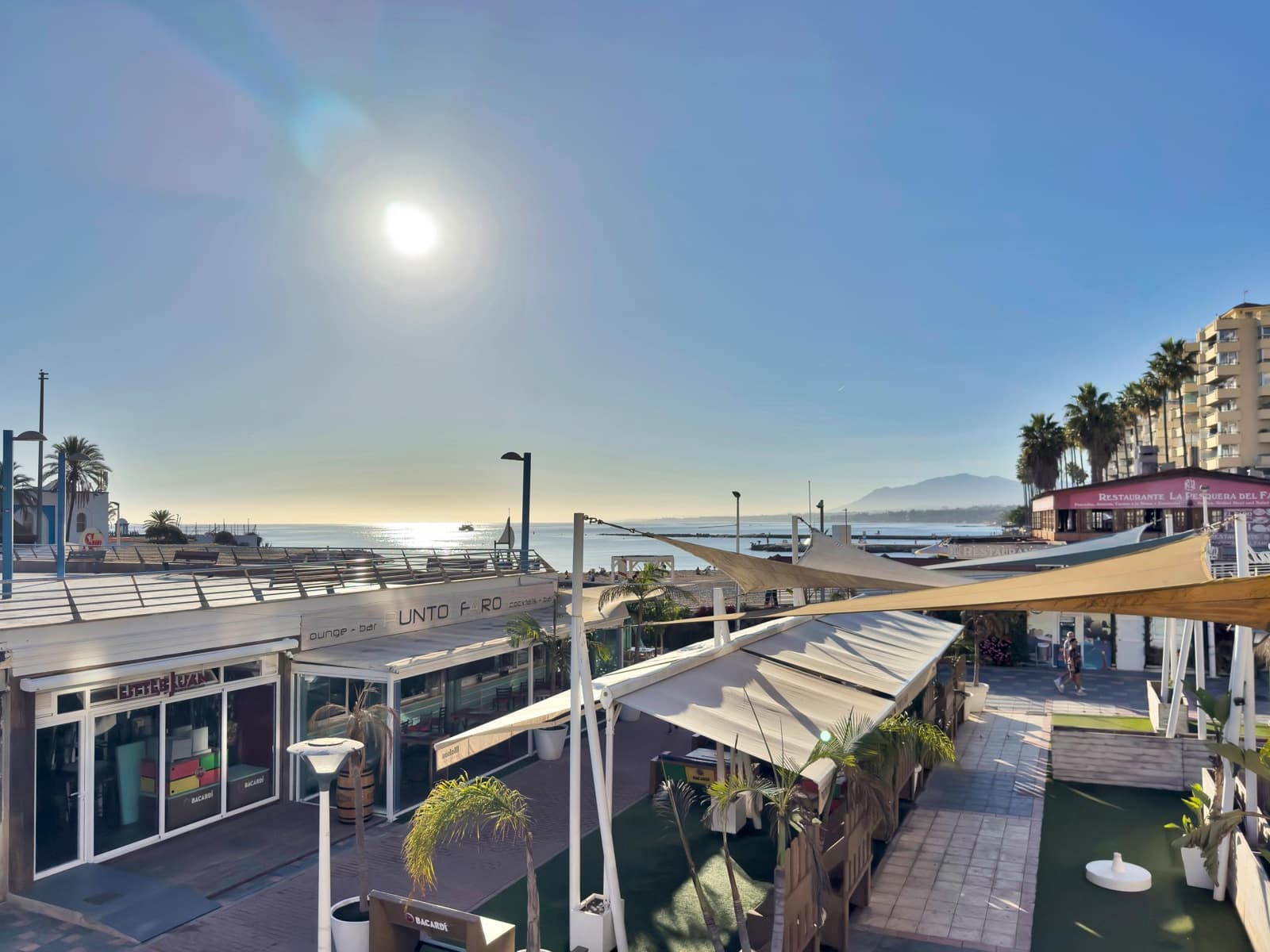 2 bedroom Apartment for sale in Marbella with pool garage - € 849,000 (Ref: 9390581)