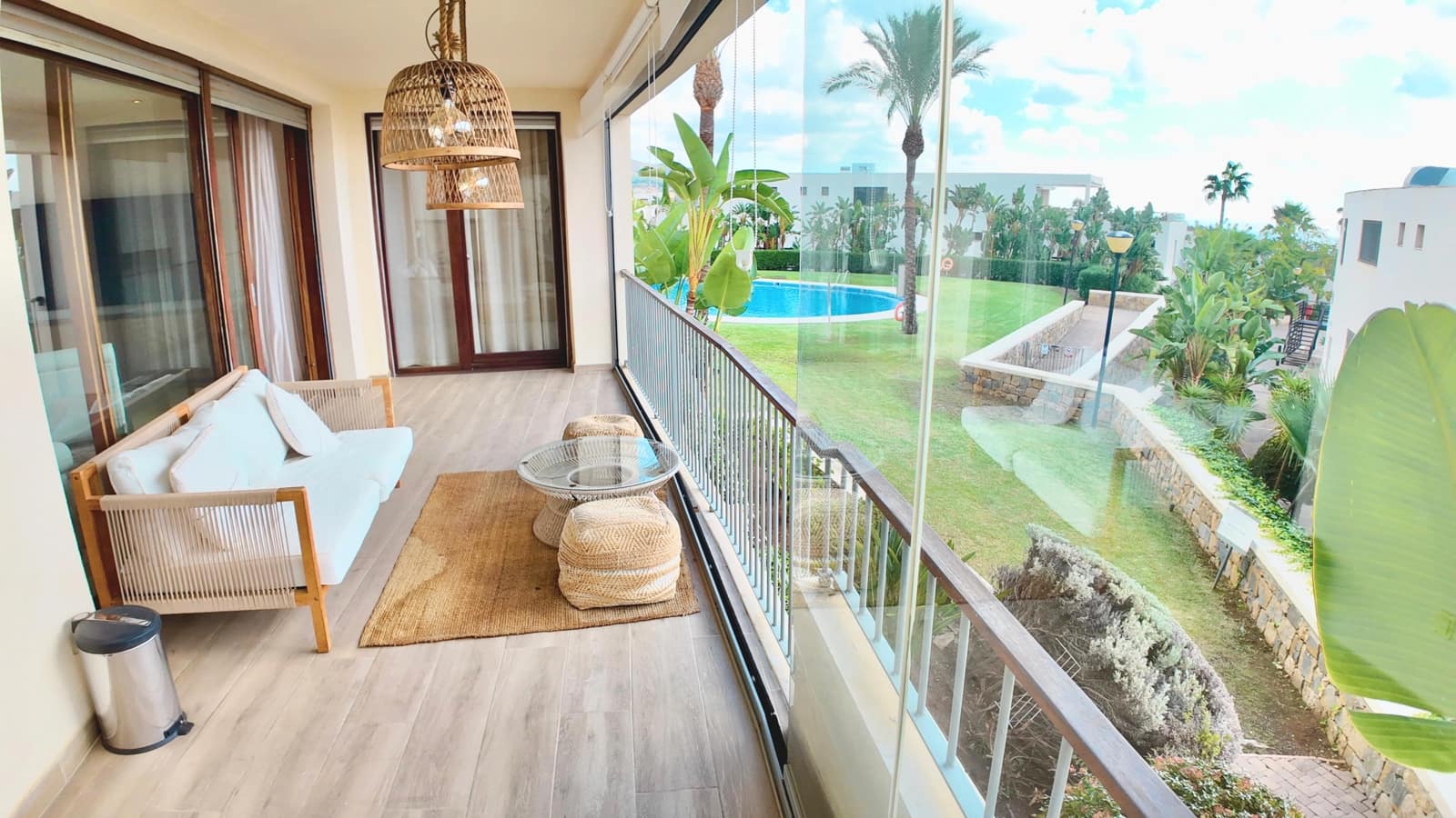 3 bedroom Apartment for sale in Marbella with pool - € 399,900 (Ref: 9390582)