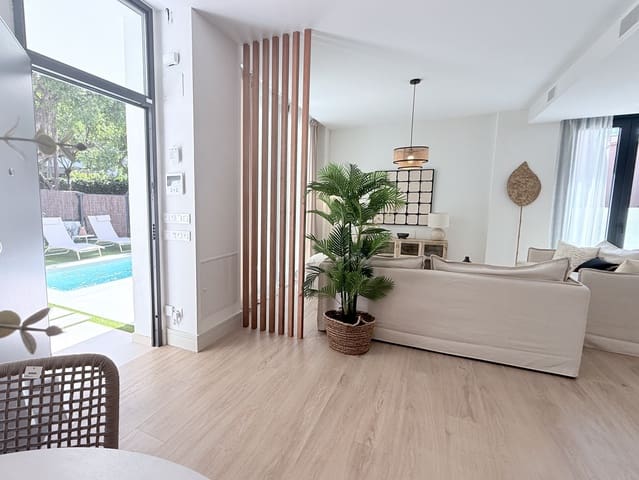 3 sypialnia Dom szeregowy na sprzedaż w Miasto Málaga z basenem - 1 750 000 € (Ref: 9396248)