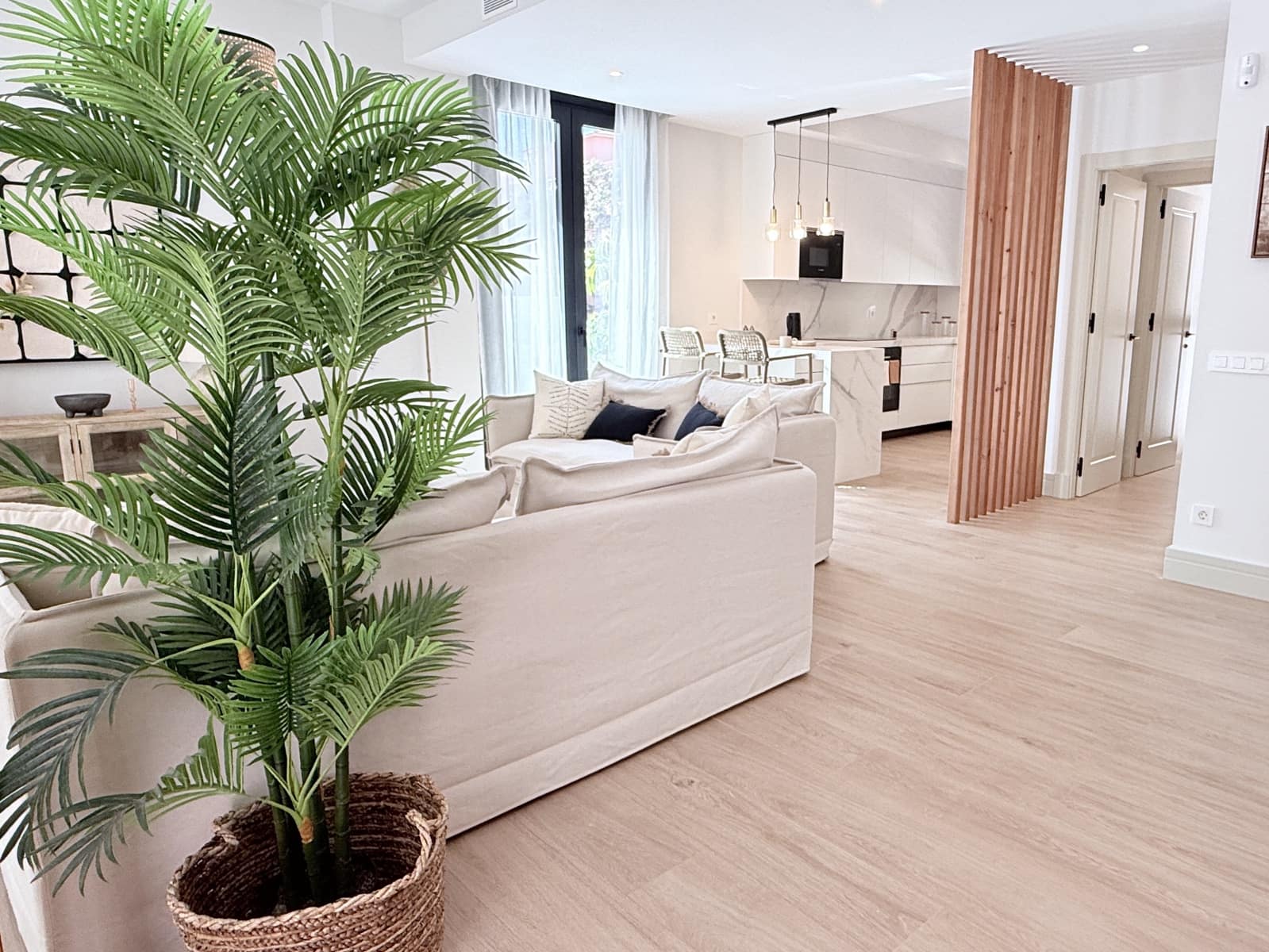 3 sypialnia Dom szeregowy na sprzedaż w Miasto Malaga z basenem - 1 750 000 € (Ref: 9396248)