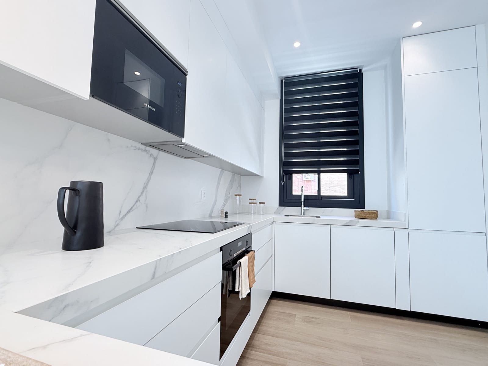 3 sypialnia Dom szeregowy na sprzedaż w Miasto Malaga z basenem - 1 750 000 € (Ref: 9396248)