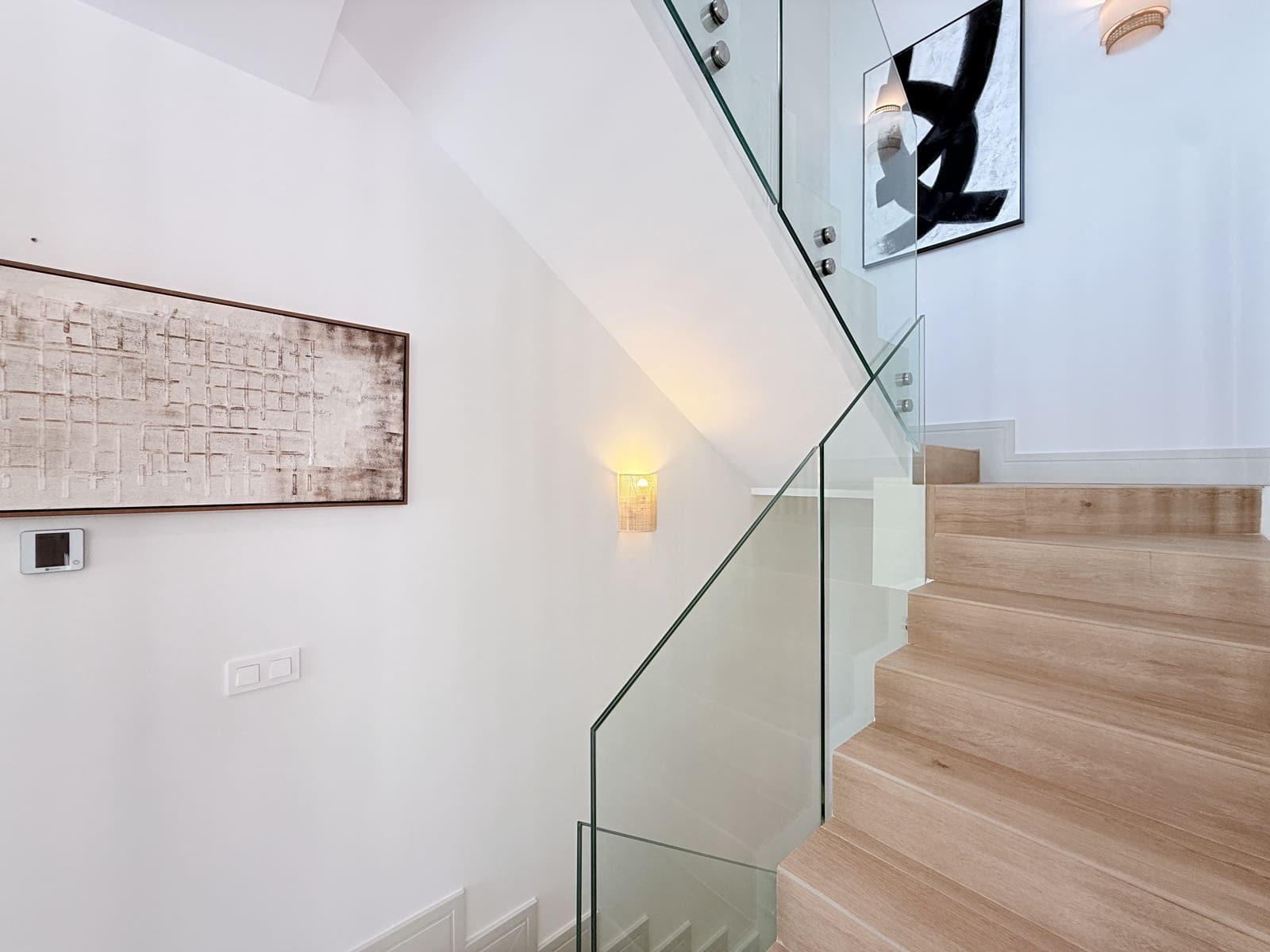 3 sypialnia Dom szeregowy na sprzedaż w Miasto Malaga z basenem - 1 750 000 € (Ref: 9396248)