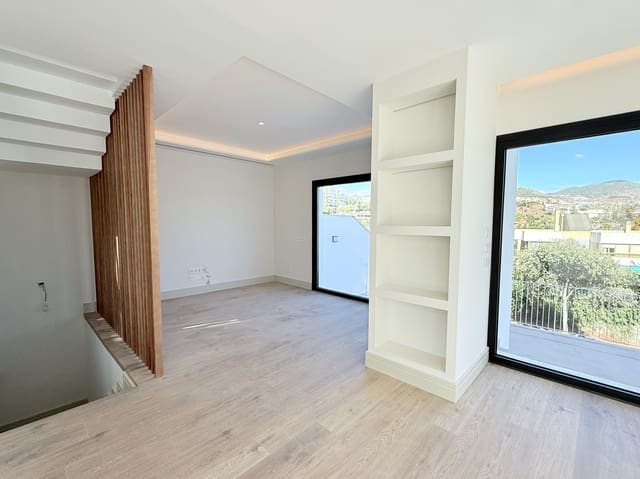 3 sovrum Villa till salu i Málaga stad med pool - 1 650 000 € (Ref: 9396251)