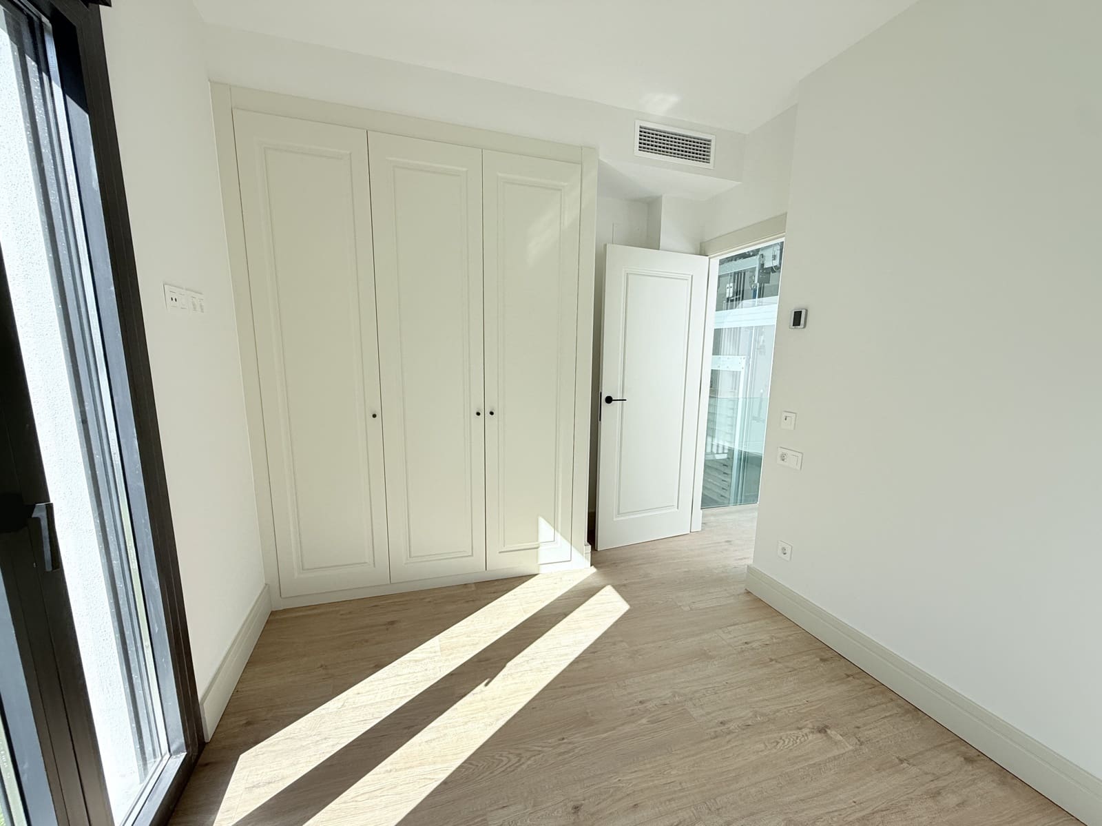 3 soverom Villa til salgs i Malaga by med svømmebasseng - € 1 650 000 (Ref: 9396251)