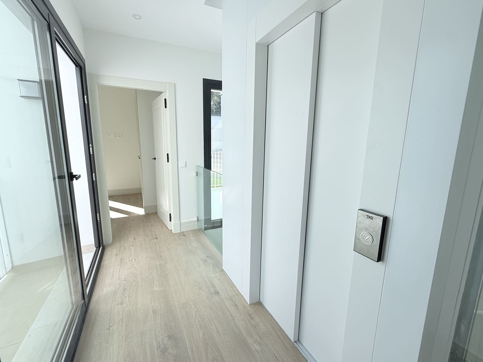 3 soverom Villa til salgs i Malaga by med svømmebasseng - € 1 650 000 (Ref: 9396251)