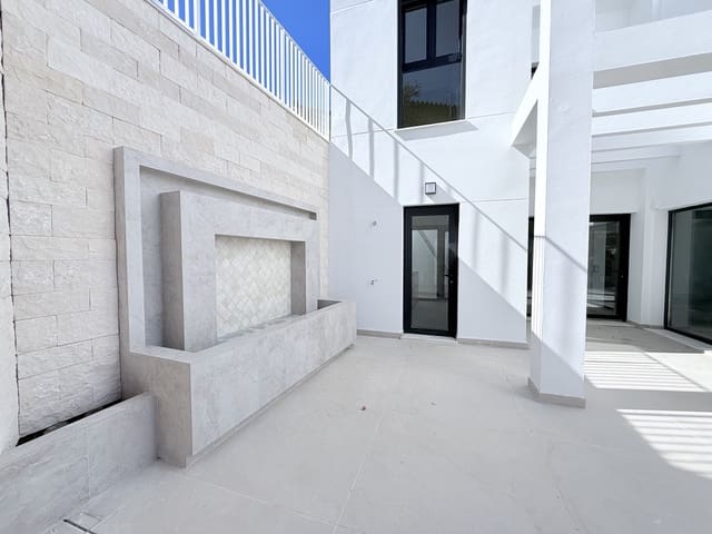 3 sovrum Villa till salu i Málaga stad med pool - 1 650 000 € (Ref: 9396251)