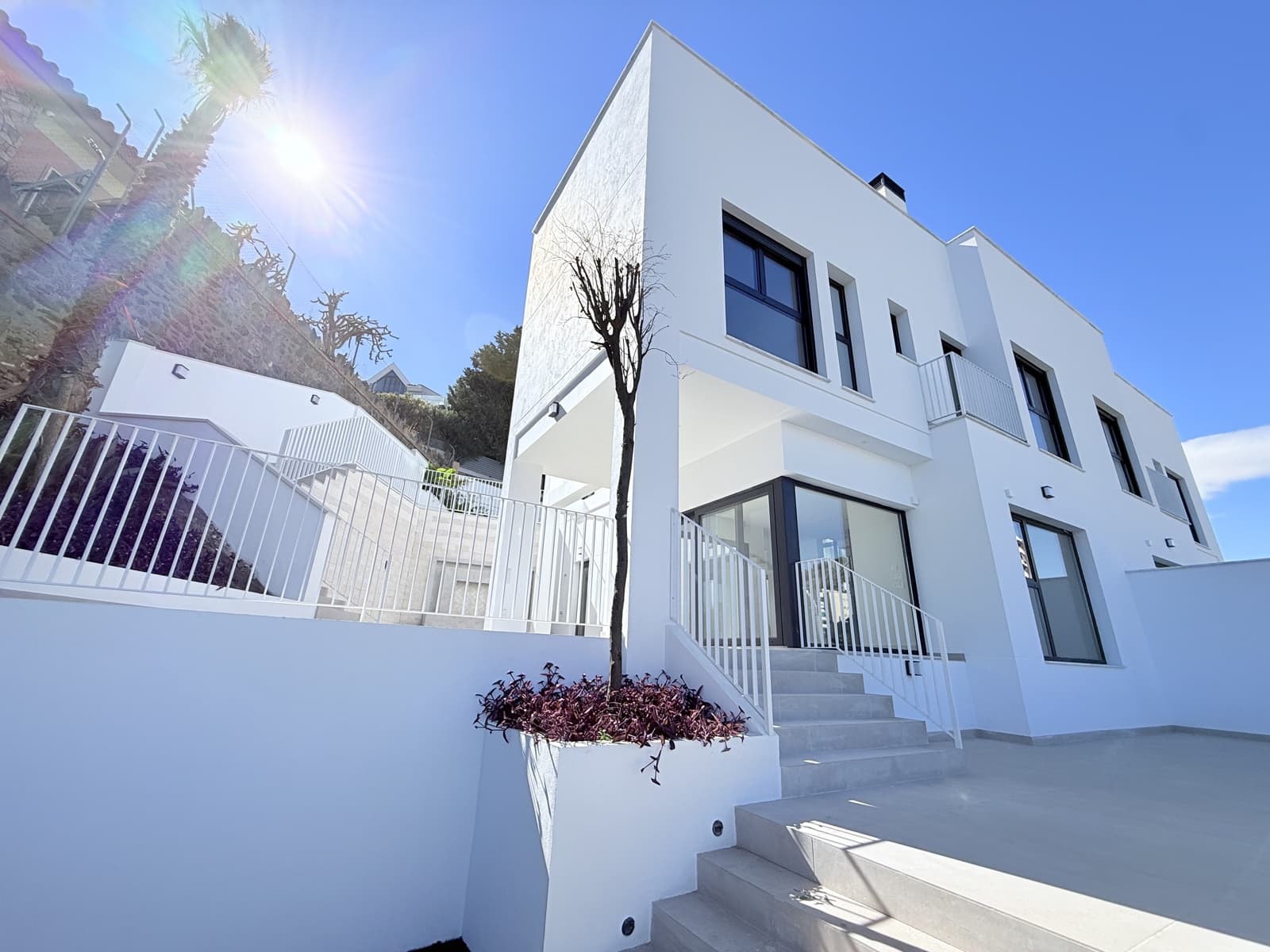 3 soverom Villa til salgs i Malaga by med svømmebasseng - € 1 650 000 (Ref: 9396251)