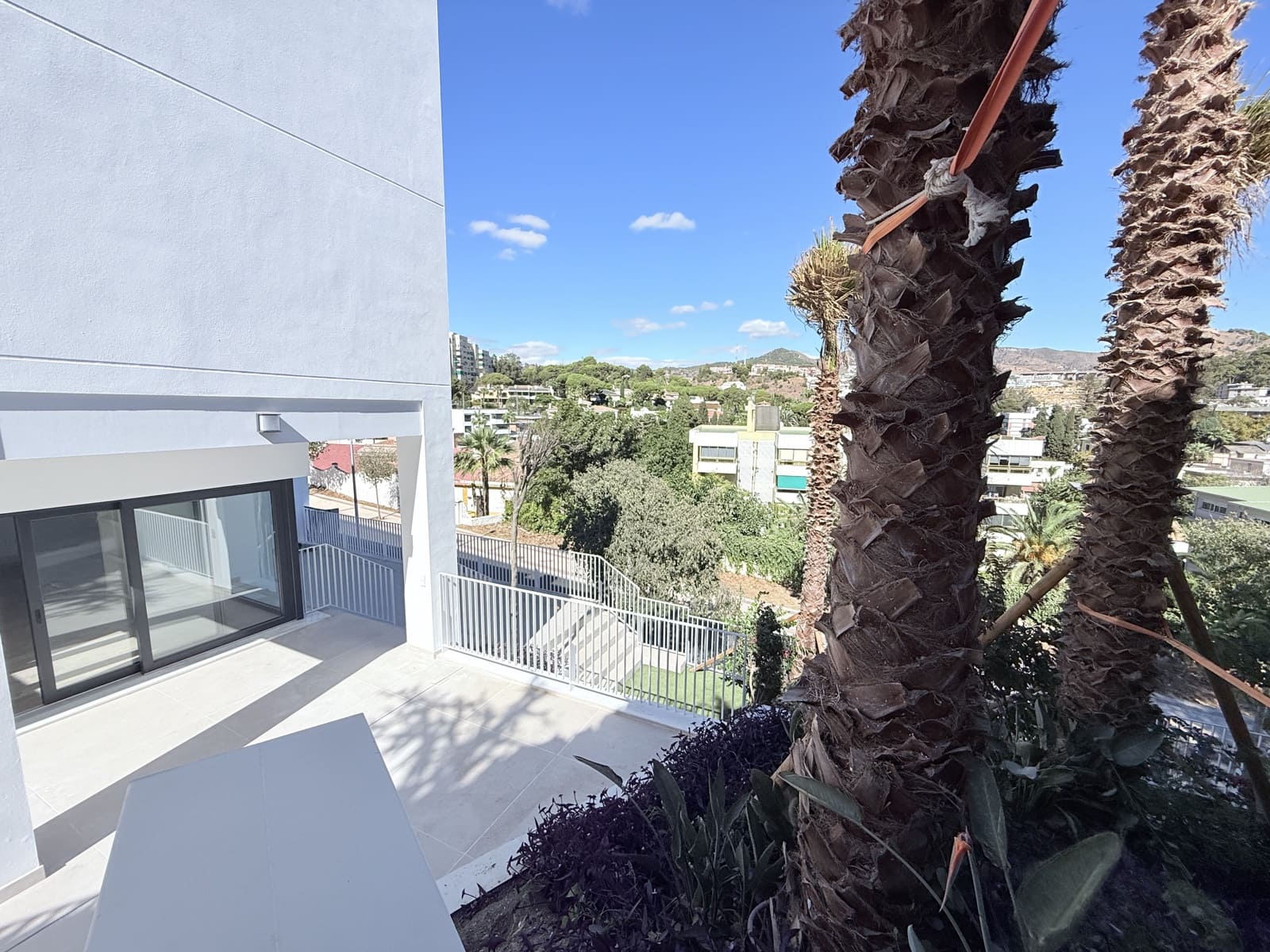 3 soverom Villa til salgs i Malaga by med svømmebasseng - € 1 650 000 (Ref: 9396251)