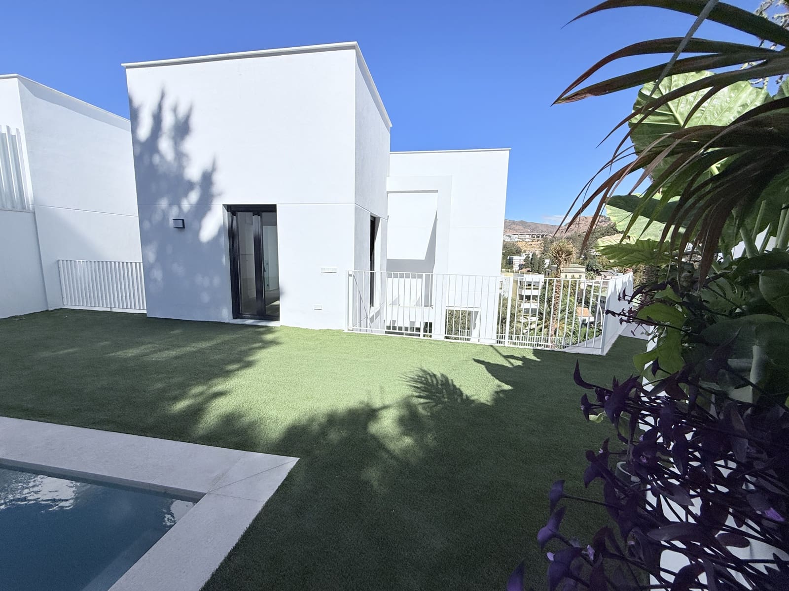 3 soverom Villa til salgs i Malaga by med svømmebasseng - € 1 650 000 (Ref: 9396251)