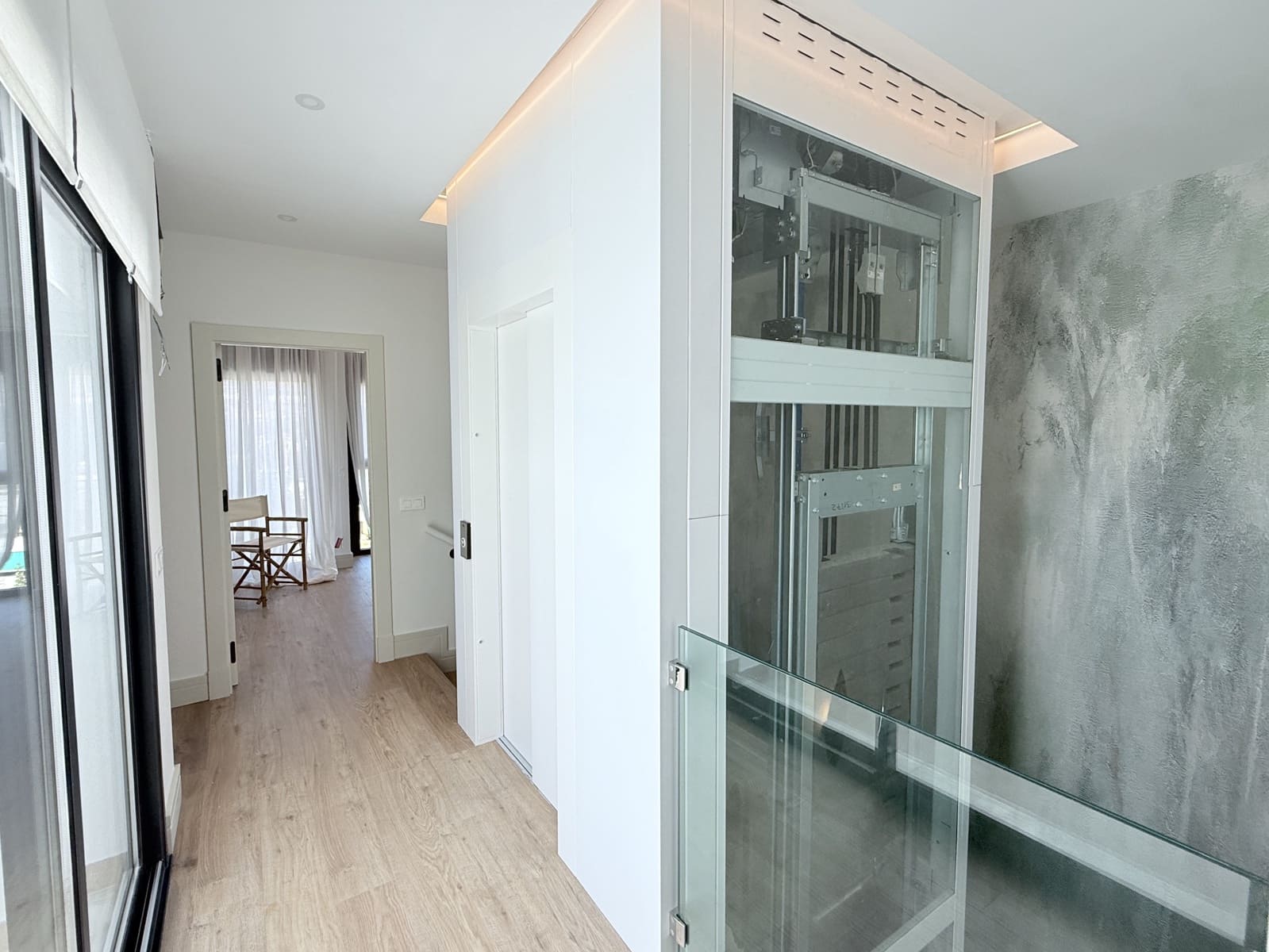 3 sypialnia Dom blizniak na sprzedaż w Miasto Malaga z basenem - 1 650 000 € (Ref: 9396252)