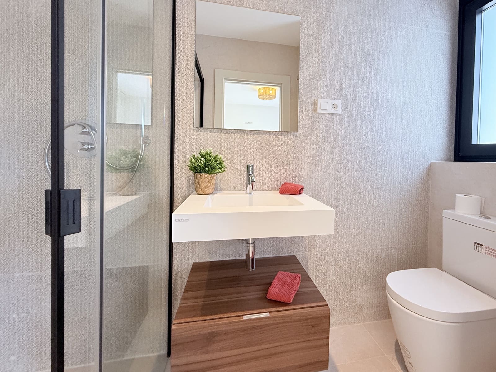 3 sypialnia Dom blizniak na sprzedaż w Miasto Malaga z basenem - 1 650 000 € (Ref: 9396252)