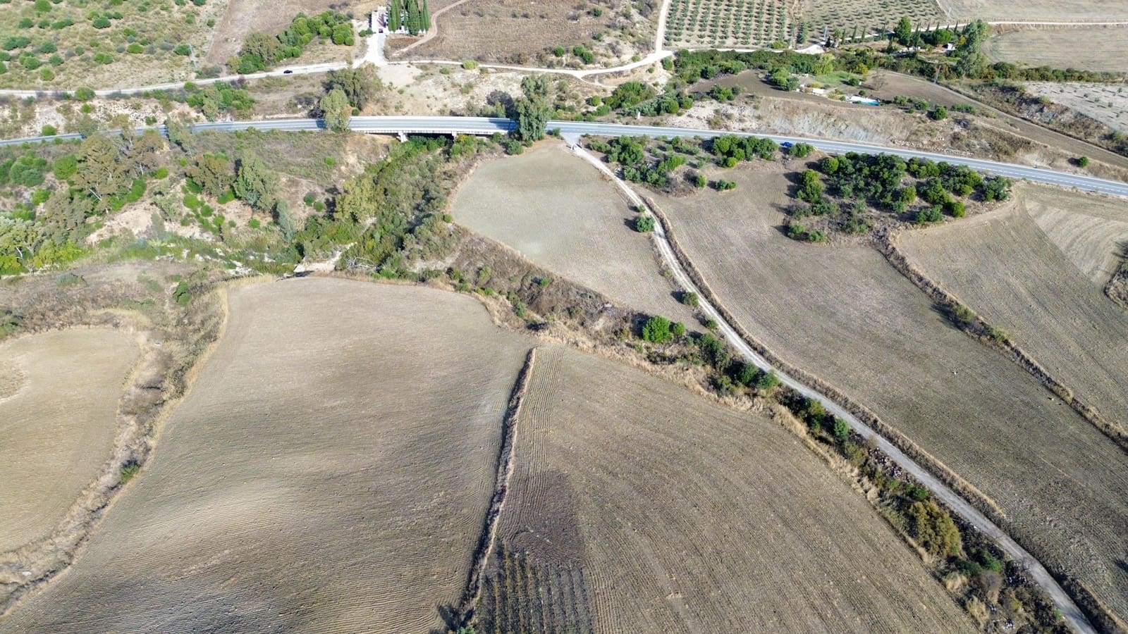 Landgrundstück zu verkaufen in Montecorto - 639.000 € (Ref: 9398417)