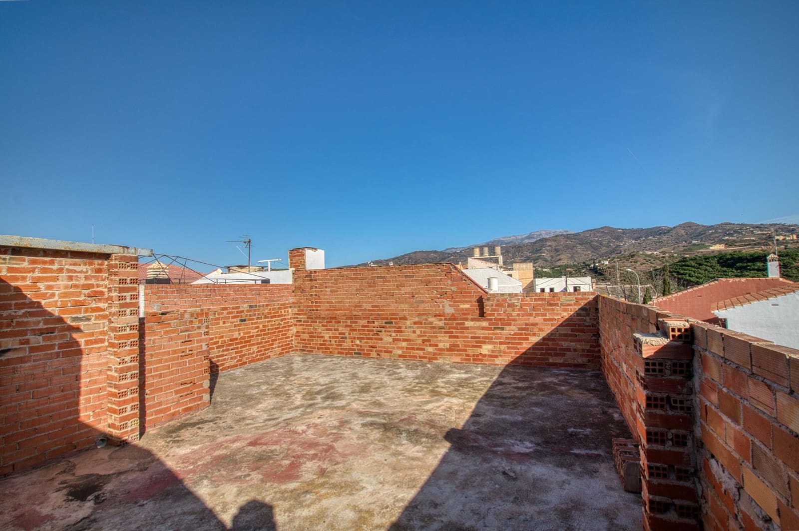 1 bedroom Terraced Villa for sale in Velez-Malaga - € 175,000 (Ref: 9400835)
