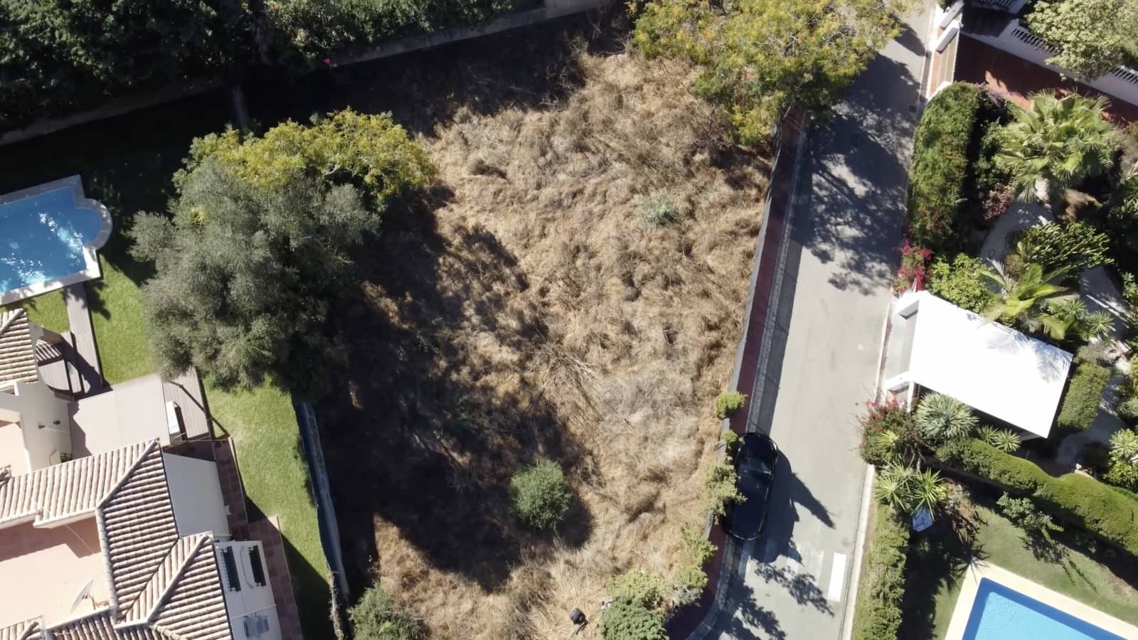 Building Plot for sale in Marbella - € 890,000 (Ref: 9406632)