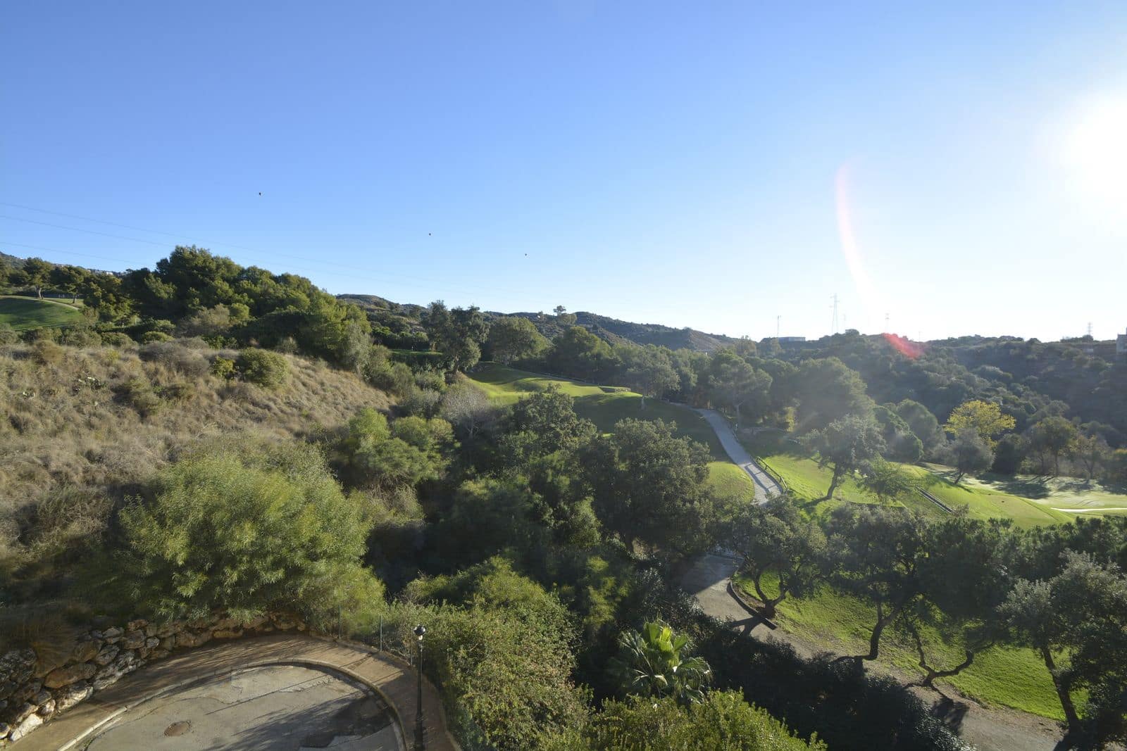 2 bedroom Apartment for sale in Elviria with pool - € 385,000 (Ref: 9411208)