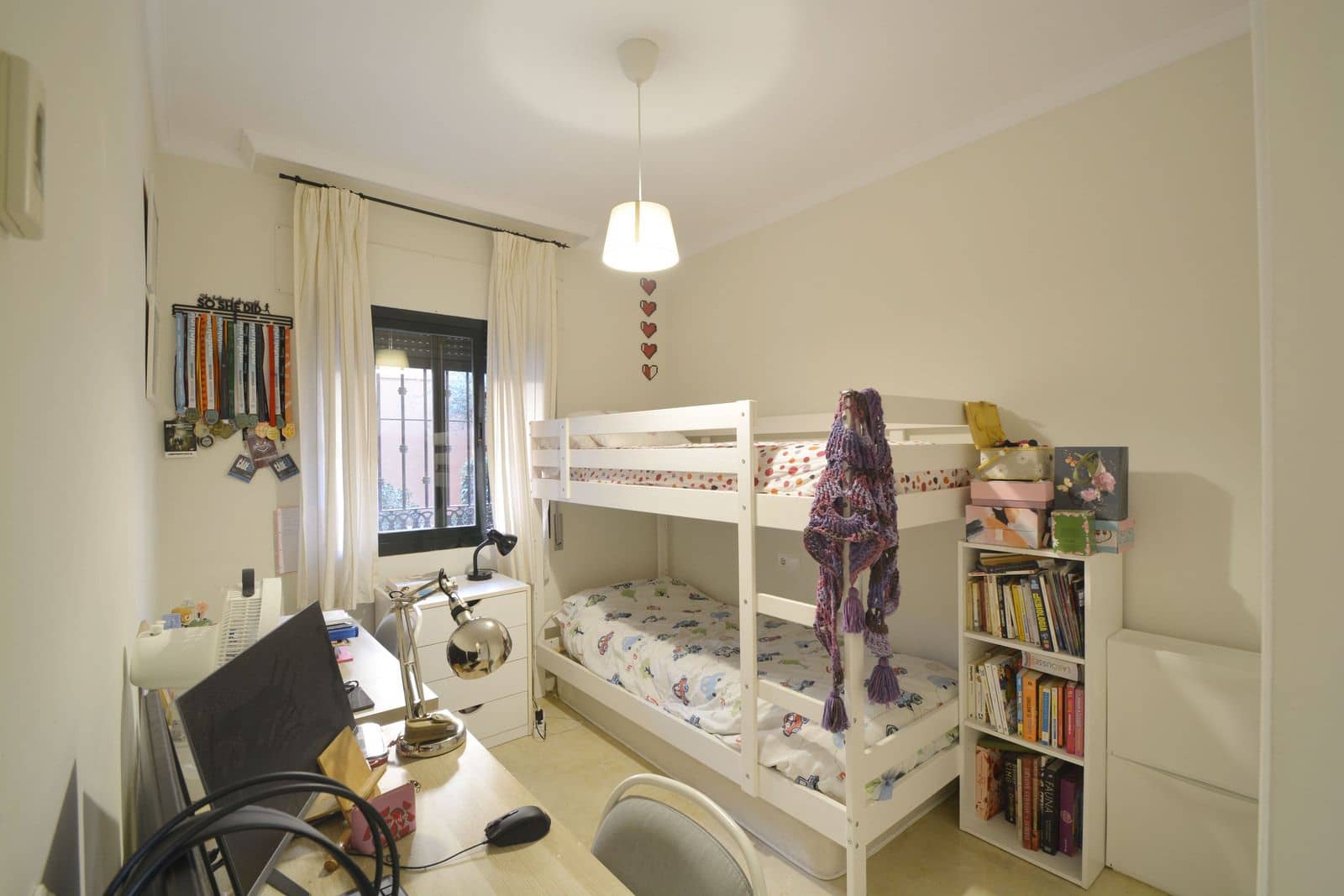 2 sypialnia Apartament na sprzedaż w Elviria z basenem garażem - 385 000 € (Ref: 9411208)