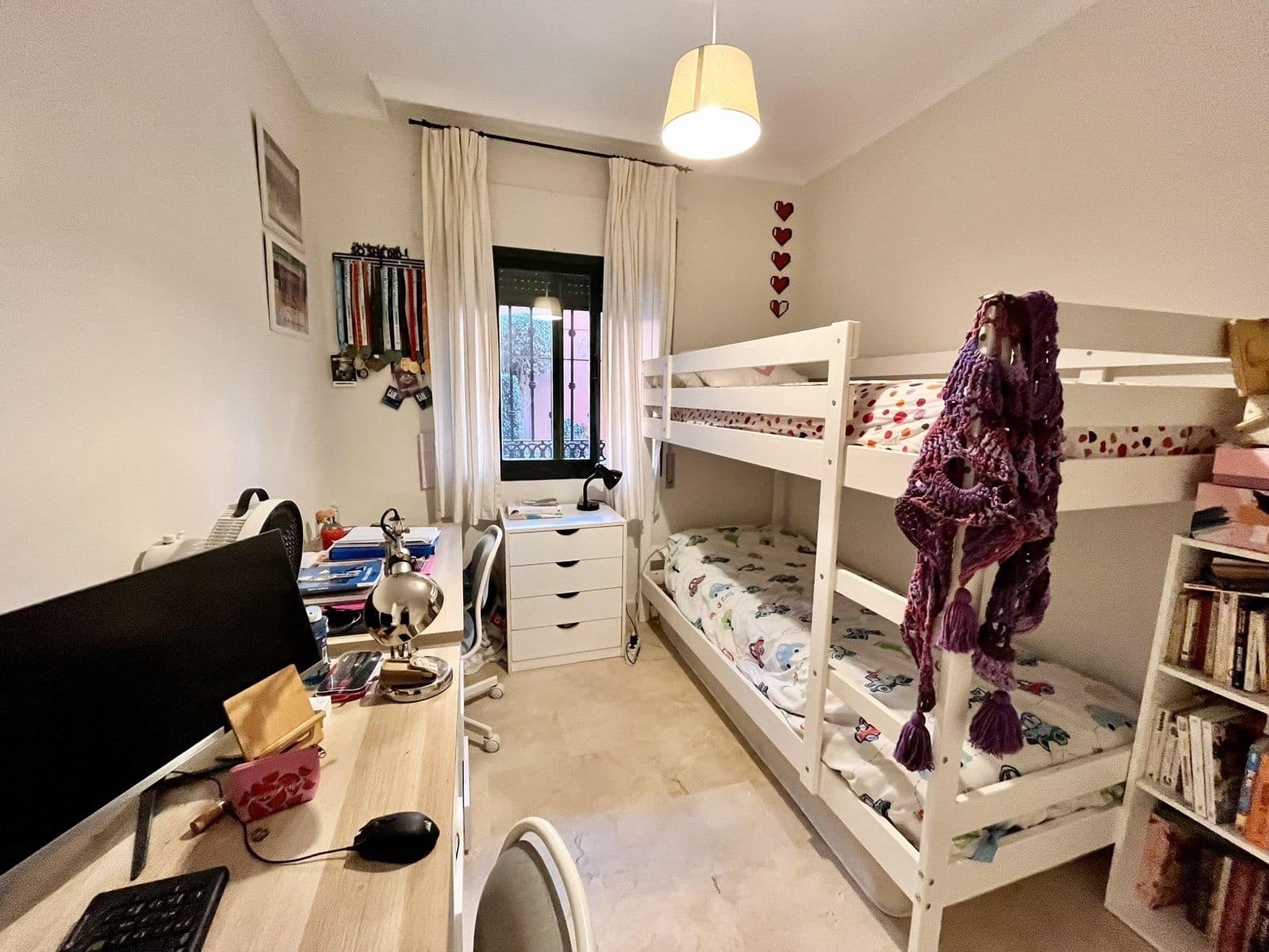 2 sypialnia Apartament na sprzedaż w Elviria z basenem garażem - 385 000 € (Ref: 9411208)