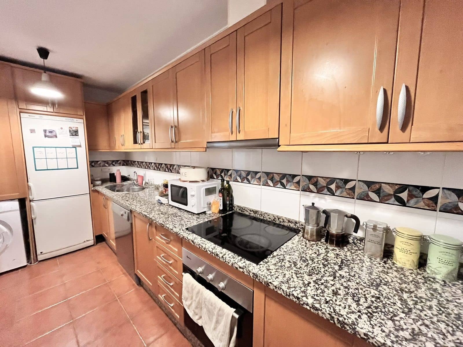 2 sypialnia Apartament na sprzedaż w Elviria z basenem garażem - 385 000 € (Ref: 9411208)