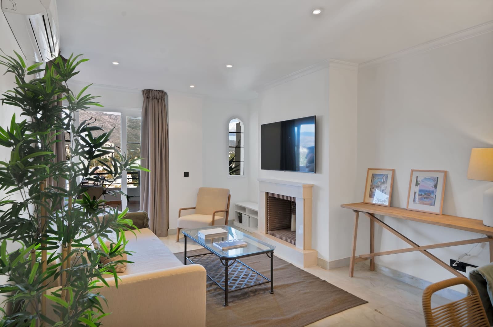 Apartamento de 2 habitaciones en Nueva Andalucia en venta con piscina - 472.000 € (Ref: 9414305)