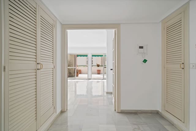 4 camera da letto Attico in vendita in Marbella - 779.500 € (Rif: 9419613)