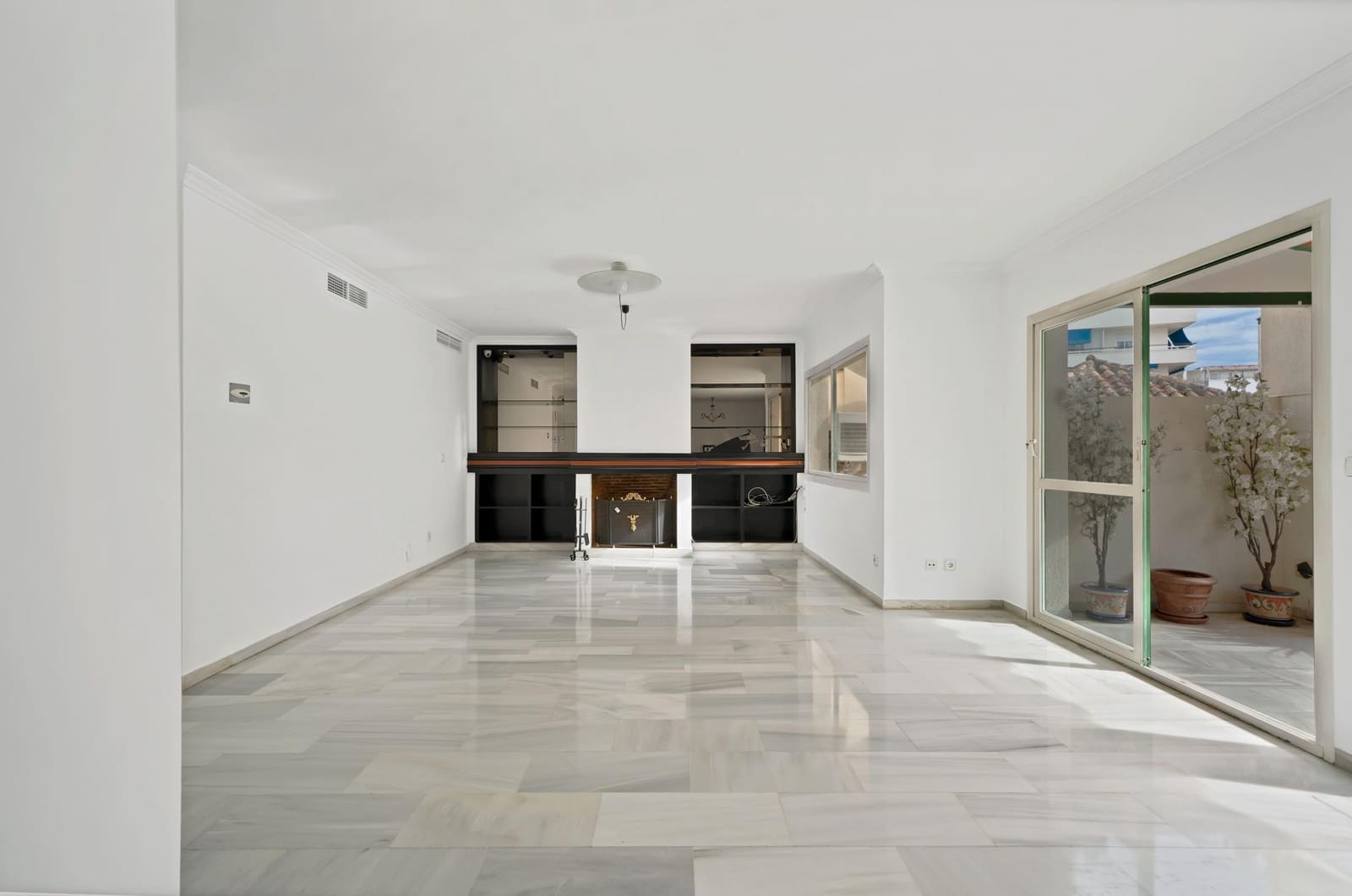 4 soverom Penthouse til salgs i Marbella - € 779 500 (Ref: 9419613)