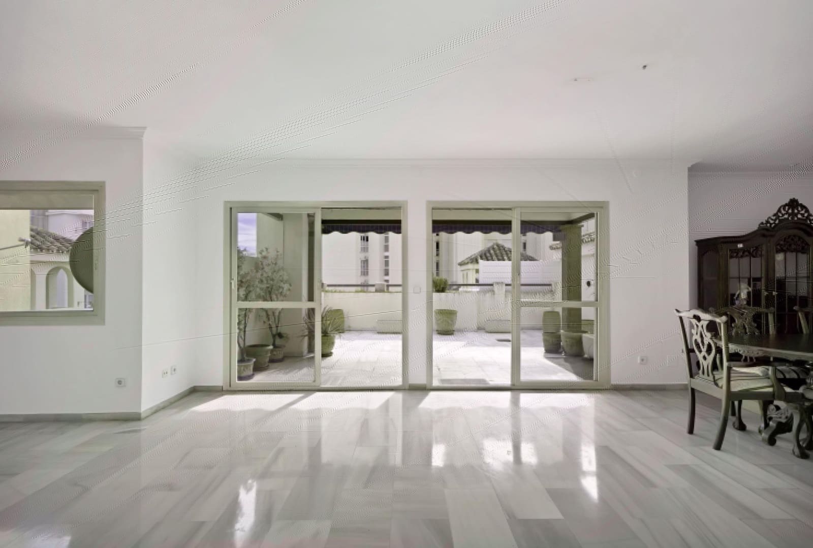 4 soverom Penthouse til salgs i Marbella - € 779 500 (Ref: 9419613)