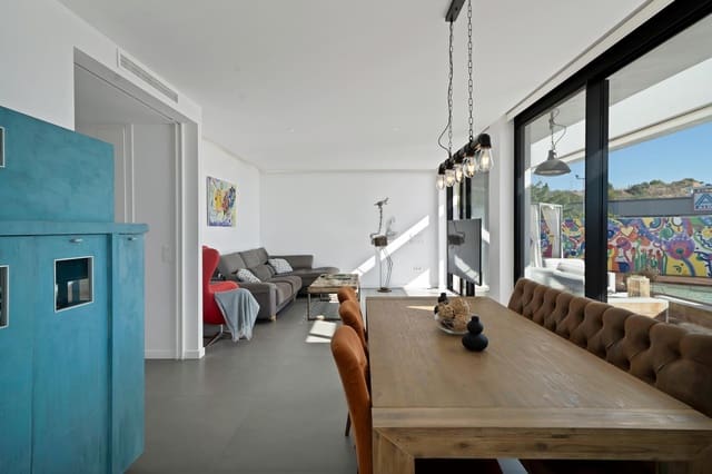 6 slaapkamer Villa te koop in Cerrado de Calderon, Málaga stad met zwembad - € 1.900.000 (Ref: 9422306)