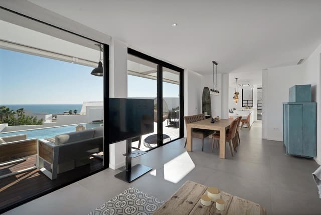 6 Zimmer Villa zu verkaufen in Cerrado de Calderon, Málaga Stadt mit Pool - 1.870.000 € (Ref: 9422306)