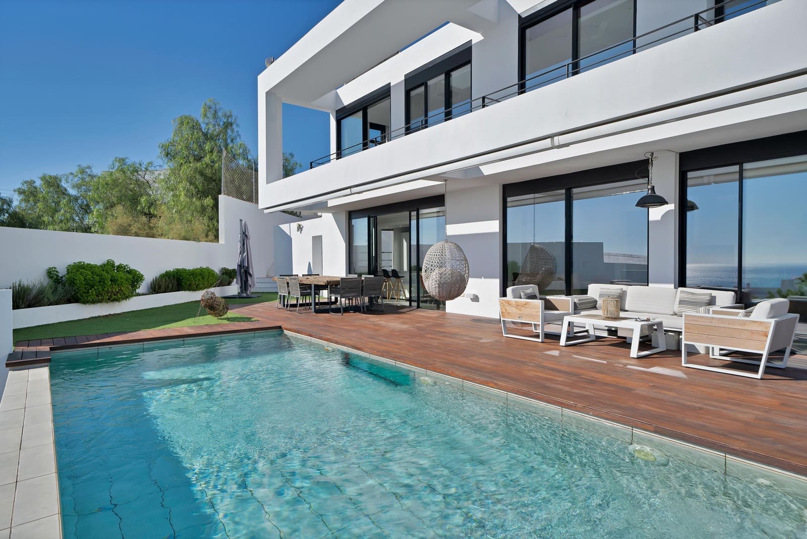 6 Zimmer Villa zu verkaufen in Malaga Stadt mit Pool - 1.870.000 € (Ref: 9422306)