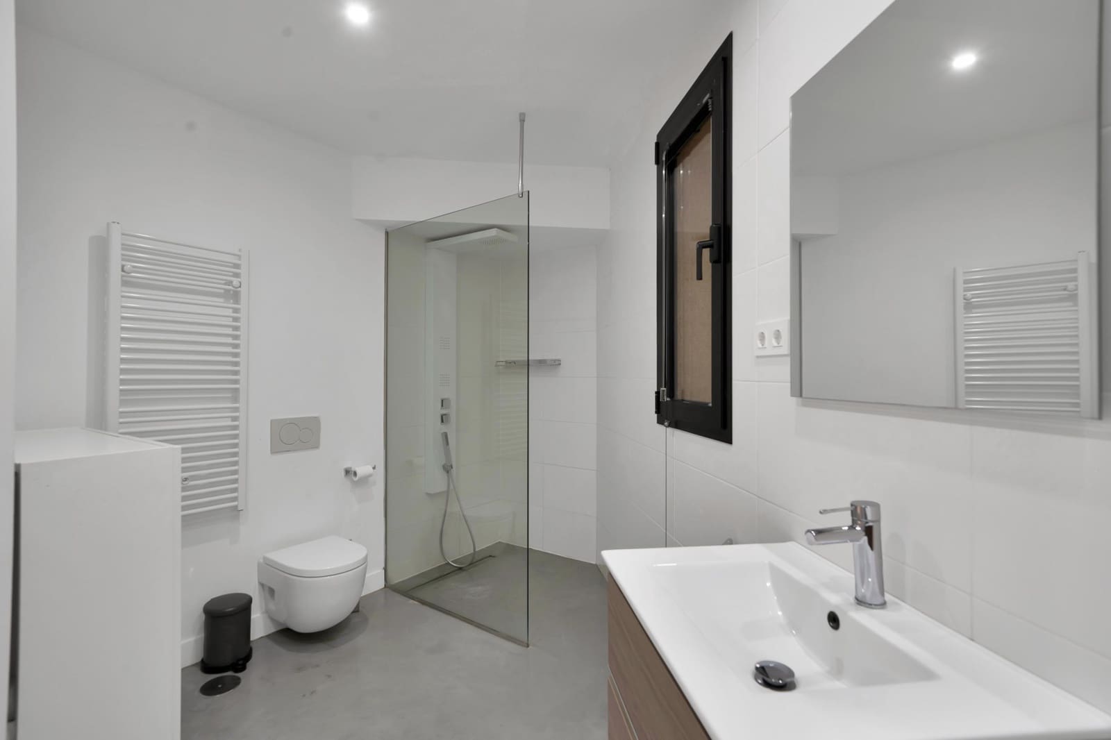 6 Zimmer Villa zu verkaufen in Malaga Stadt mit Pool - 1.870.000 € (Ref: 9422306)