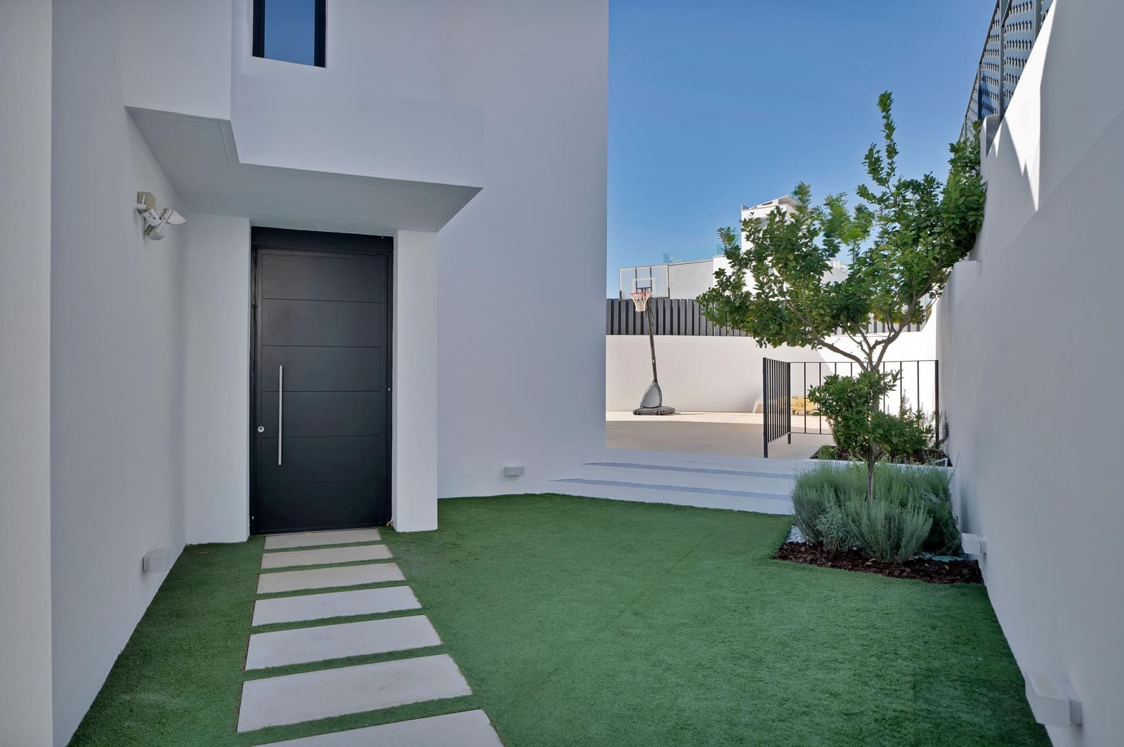 6 Zimmer Villa zu verkaufen in Malaga Stadt mit Pool - 1.870.000 € (Ref: 9422306)