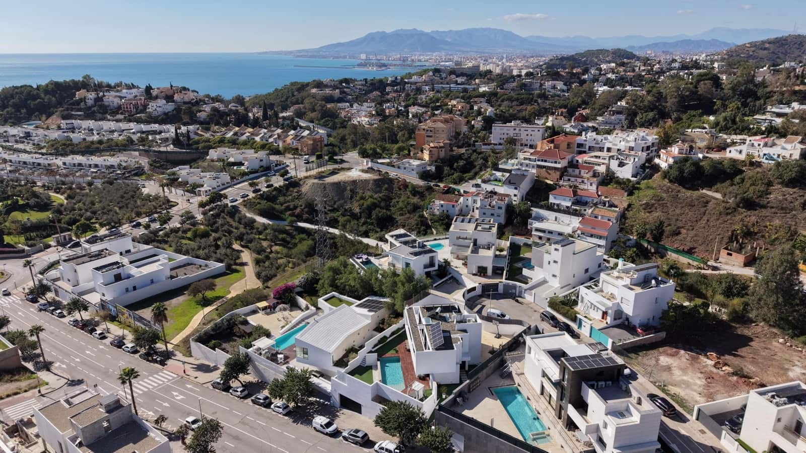 6 Zimmer Villa zu verkaufen in Malaga Stadt mit Pool - 1.870.000 € (Ref: 9422306)