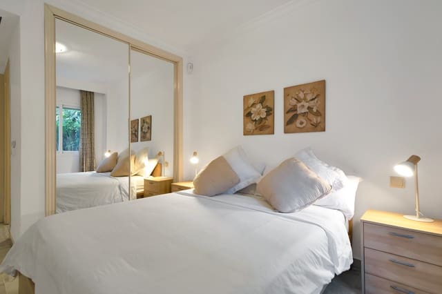 2 bedroom Apartment for sale in Marbella with pool - € 575,000 (Ref: 9431721)