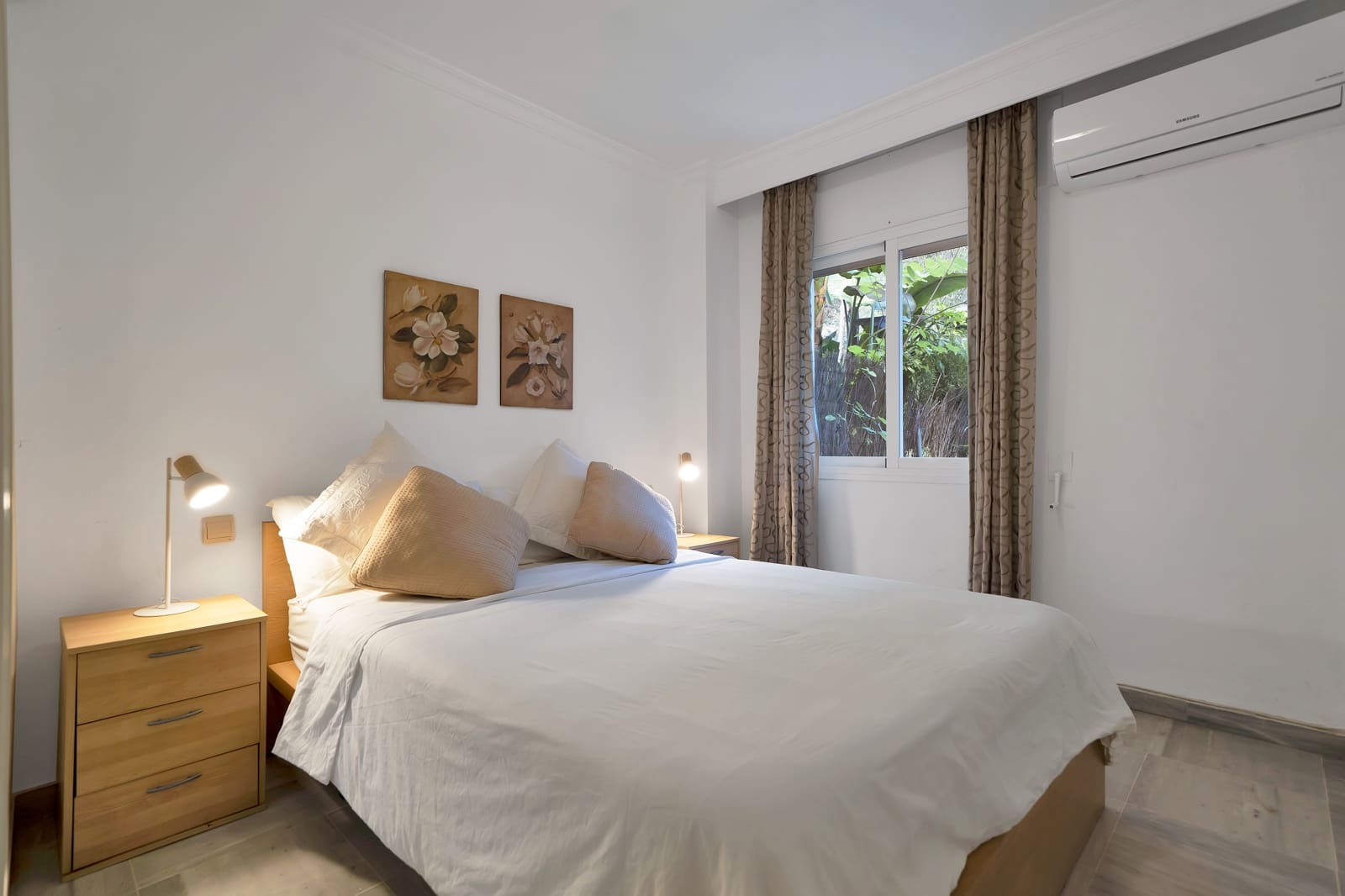 2 bedroom Apartment for sale in Marbella with pool - € 575,000 (Ref: 9431721)