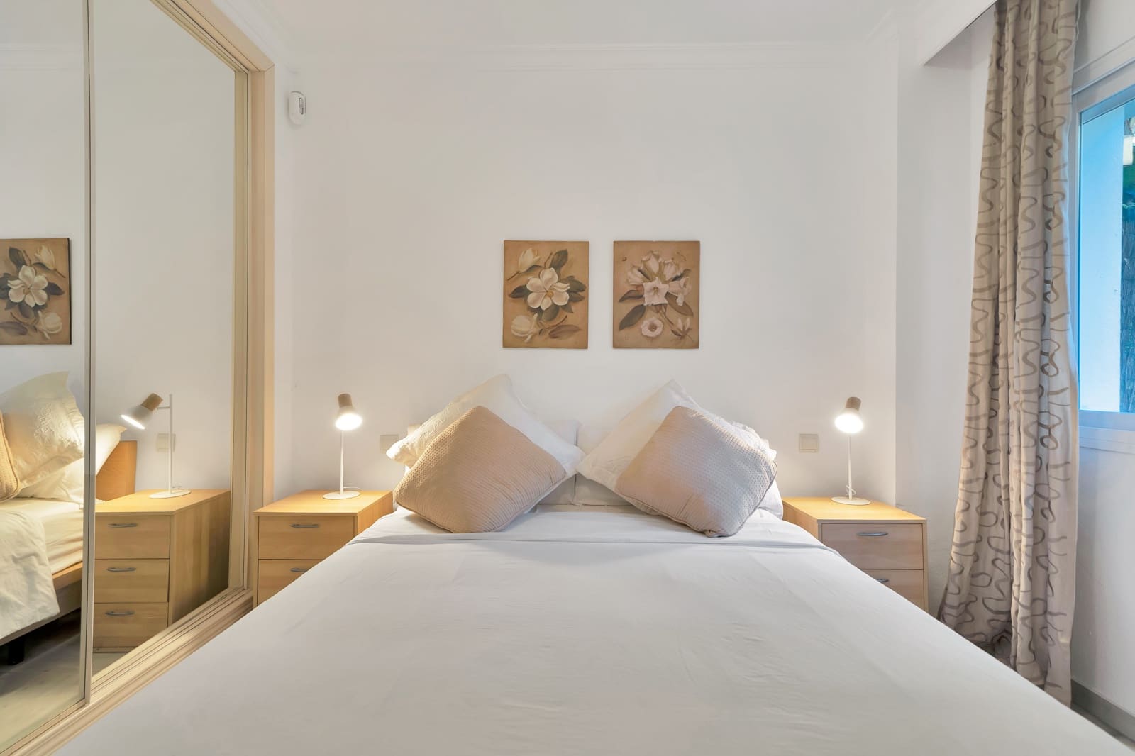 2 bedroom Apartment for sale in Marbella with pool - € 575,000 (Ref: 9431721)