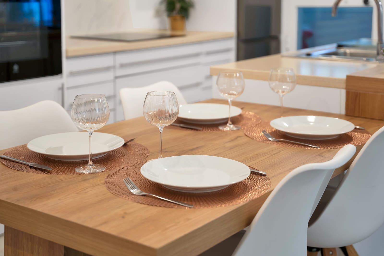 2 bedroom Apartment for sale in Marbella with pool - € 575,000 (Ref: 9431721)