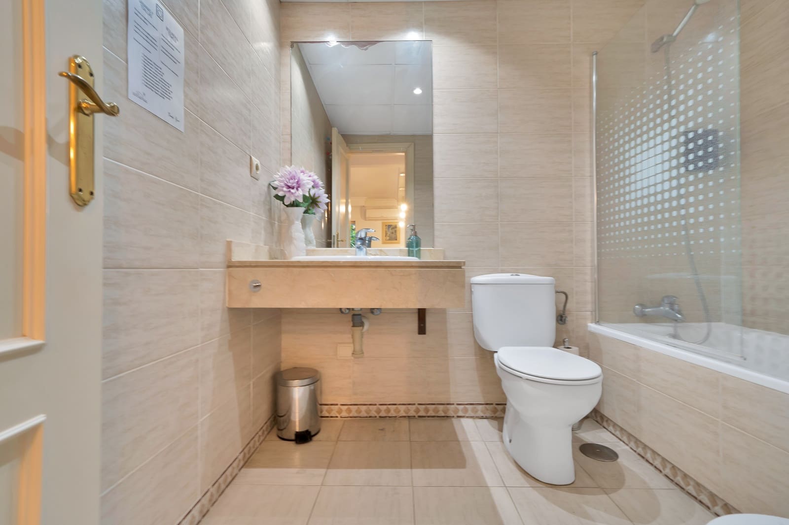 2 bedroom Apartment for sale in Marbella with pool - € 575,000 (Ref: 9431721)