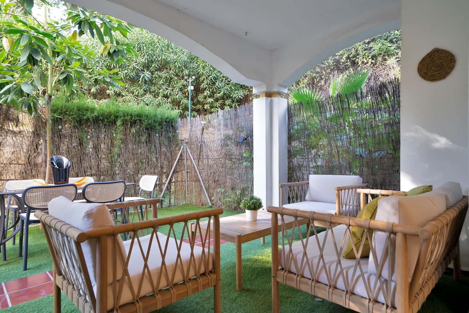 2 bedroom Apartment for sale in Marbella with pool - € 575,000 (Ref: 9431721)