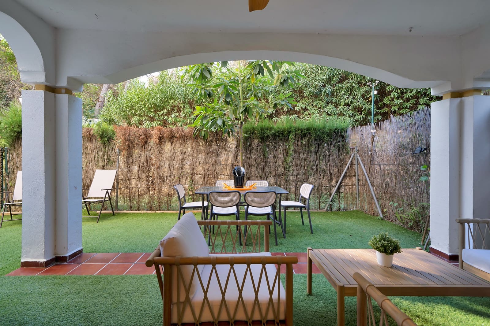 2 bedroom Apartment for sale in Marbella with pool - € 575,000 (Ref: 9431721)