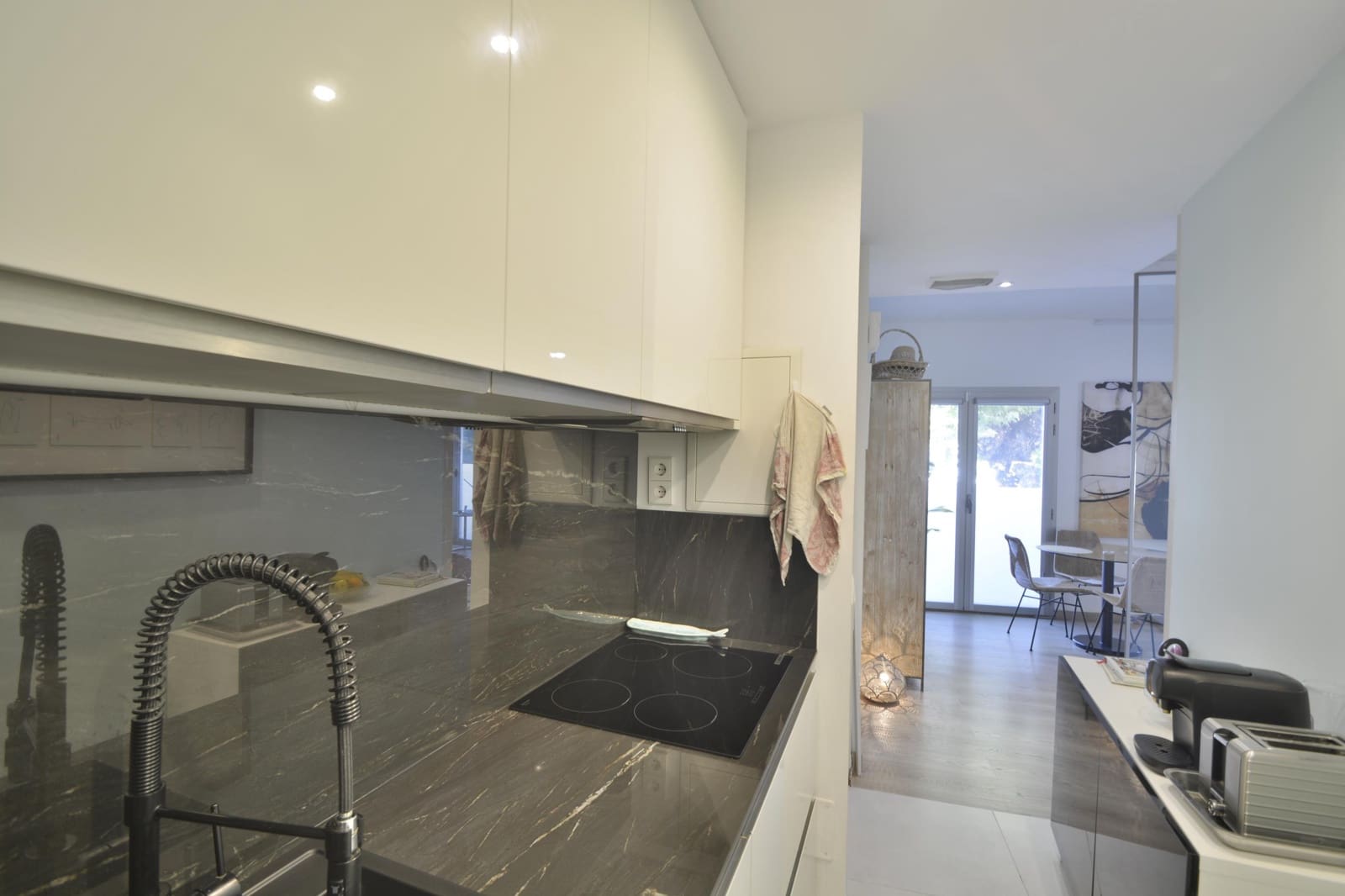 Ático de 1 habitación en Marbella en venta - 415.000 € (Ref: 9436107)