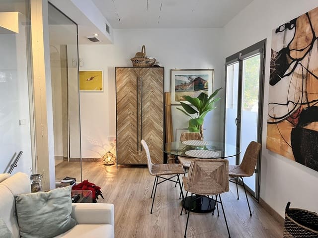 1 bedroom Penthouse for sale in Marbella - € 398,000 (Ref: 9436107)