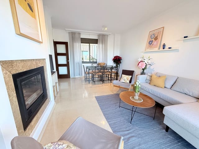 3 soveværelse Rækkehus til salg i Fuengirola med swimmingpool - € 495.000 (Ref: 9440257)