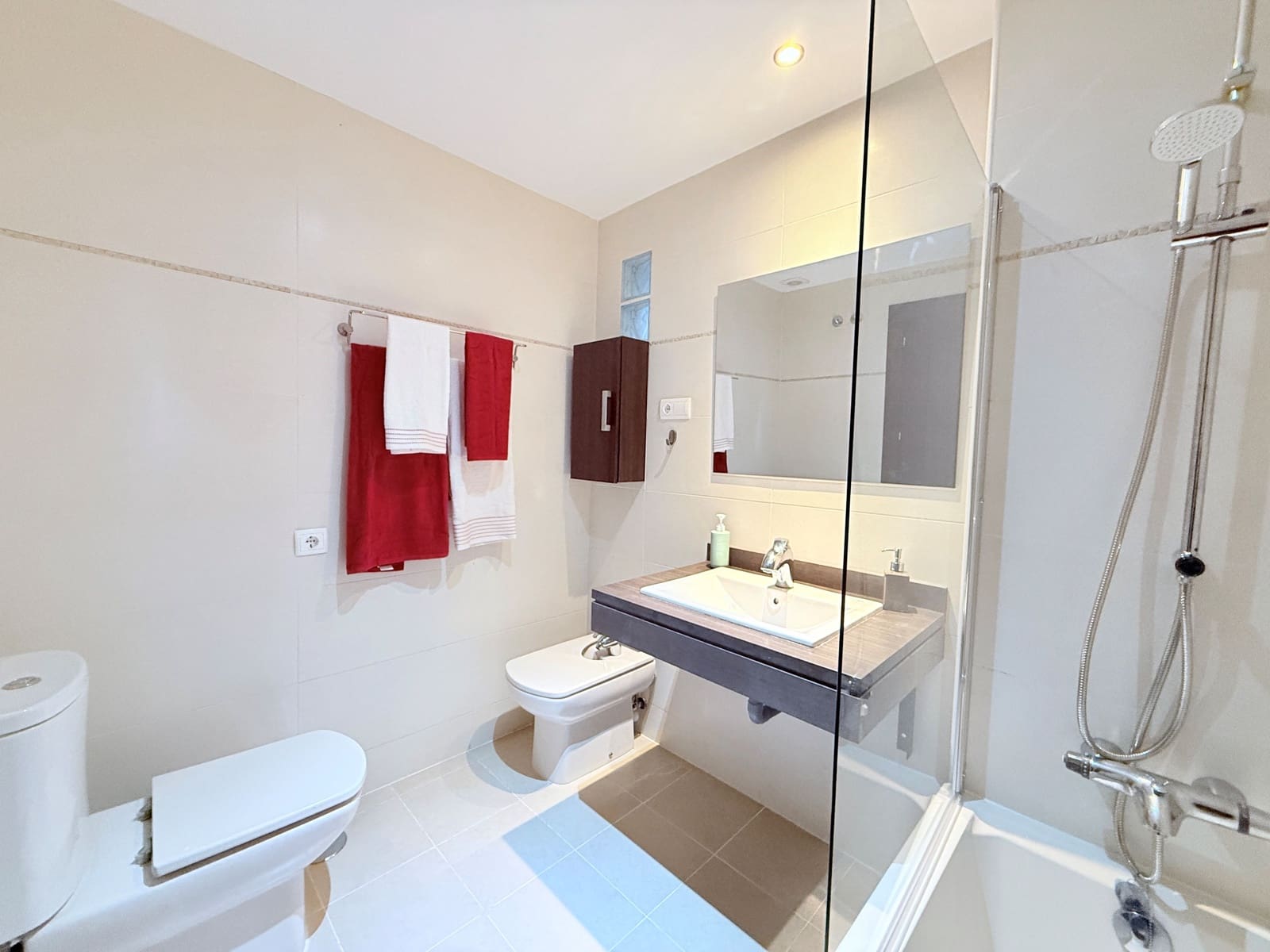 Adosado de 3 habitaciones en Fuengirola en venta con piscina - 495.000 € (Ref: 9440257)