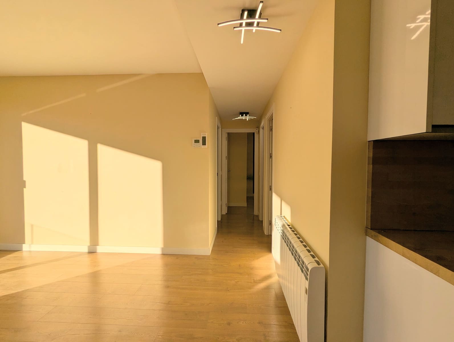 3 bedroom Penthouse for sale in Estepona - € 580,000 (Ref: 9446625)