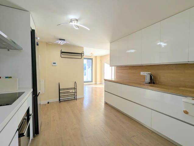 3 quarto Penthouse para venda em Parque Central, Estepona - 549 900 € (Ref: 9446625)